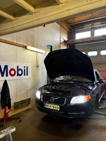Kuva autohuoltoliikkeestä Huoltopalvelu A. Vettainen Oy Jyväskylä